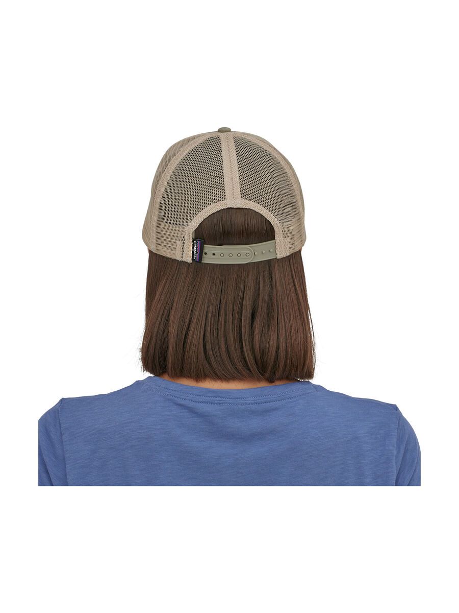 Patagonia P-6 Logo LoPro Trucker Hat, garden green - Bild 3