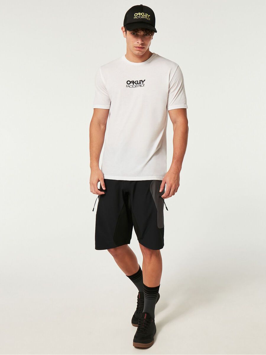 Oakley Factory Pilot SS Tee, white - Bild 7