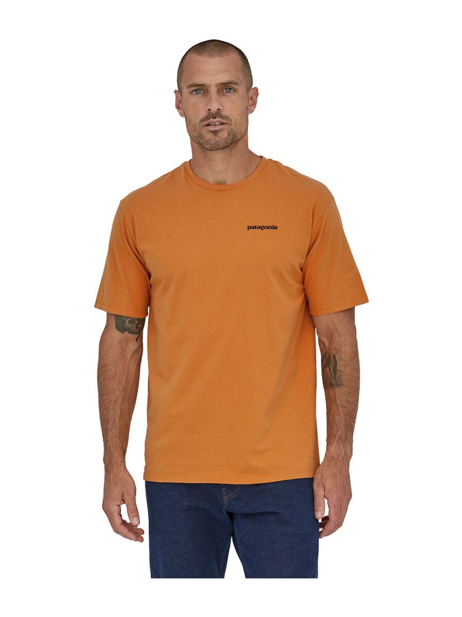 Patagonia Men's P-6 Mission Organic T-Shirt, cloudberry orange - Bild 2
