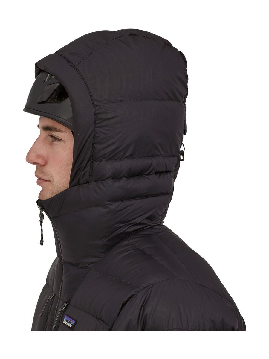 Patagonia Men's Fitz Roy Down Hoody, black w/black - Bild 5