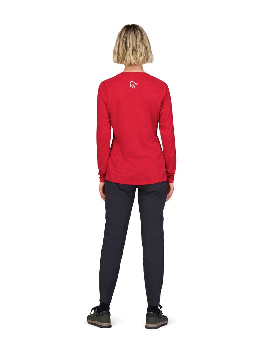 Norrona fjørå equaliser lightweight Long Sleeve W's, aura orange - Bild 4