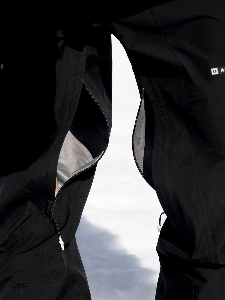 Armada Coveted 3L Gore-Tex Bib, black - Bild 7