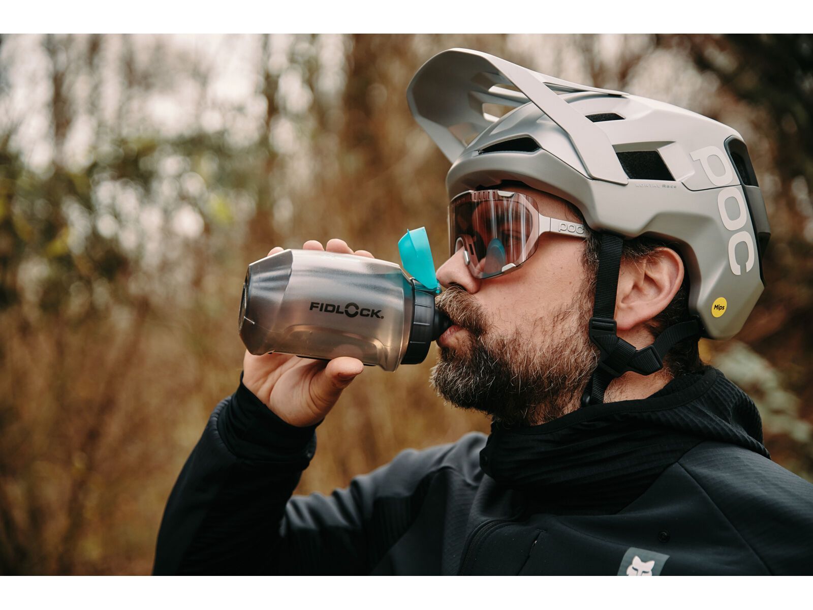 Fidlock Twist Bottle 550 Compact Antibacterial + Bike Base, transparent black/light green - Bild 11