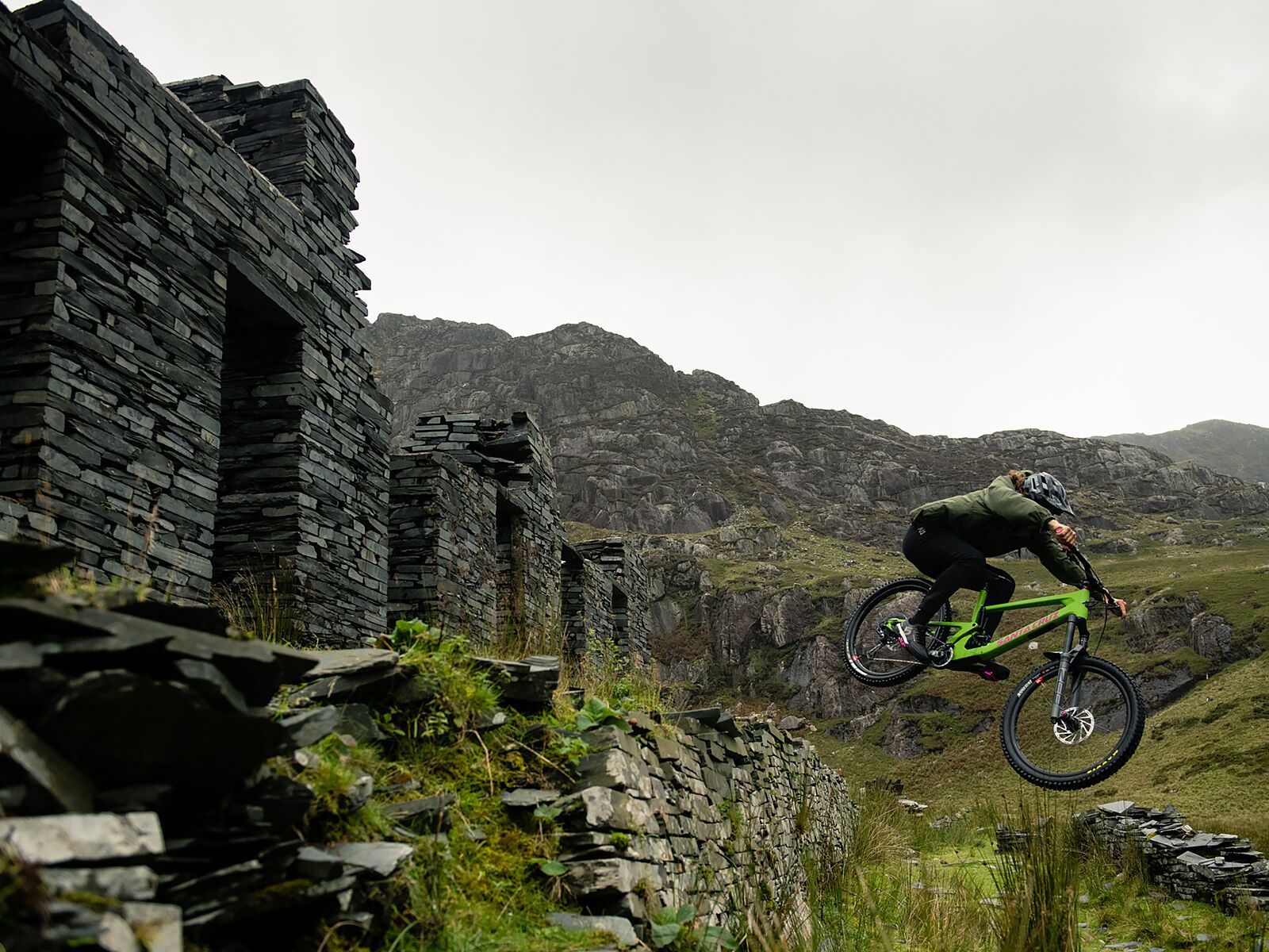 Santa Cruz Nomad CC X01 Air, adder green - Bild 10