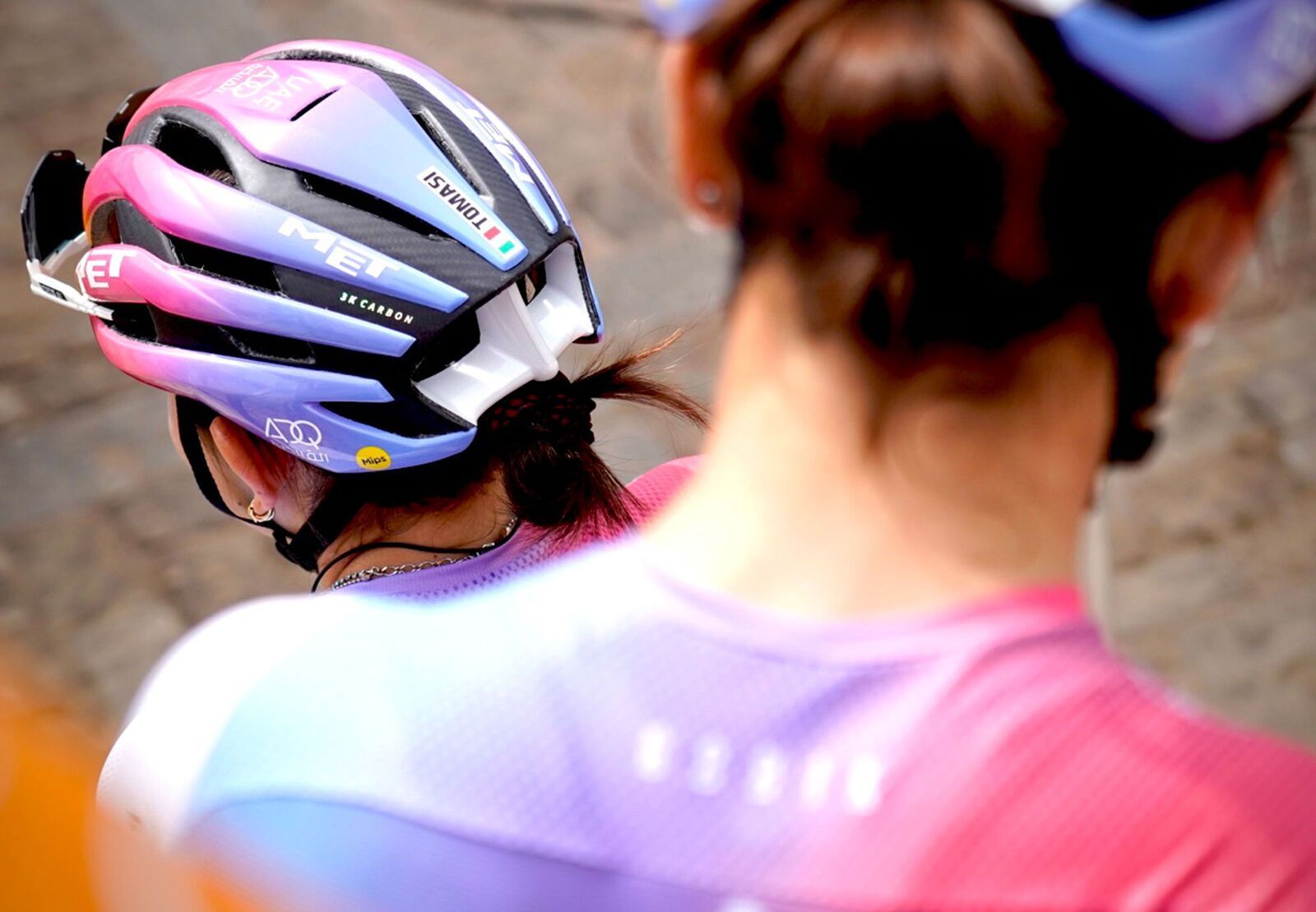 MET Trenta 3K Carbon MIPS Tadej Pogačar Blačk Edition - Bild 15