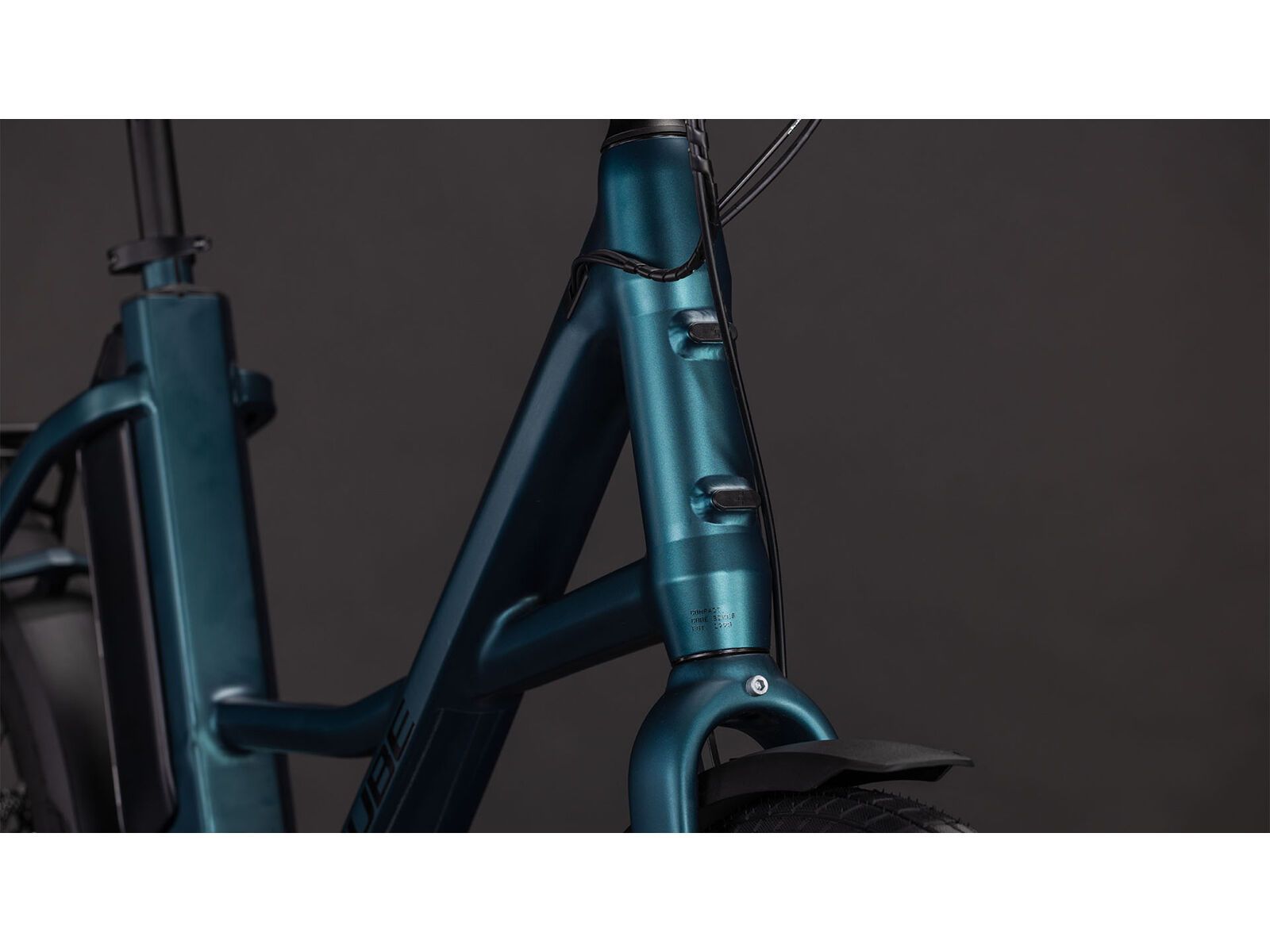 Cube Compact Hybrid 545, royalgreen´n´black - Bild 7