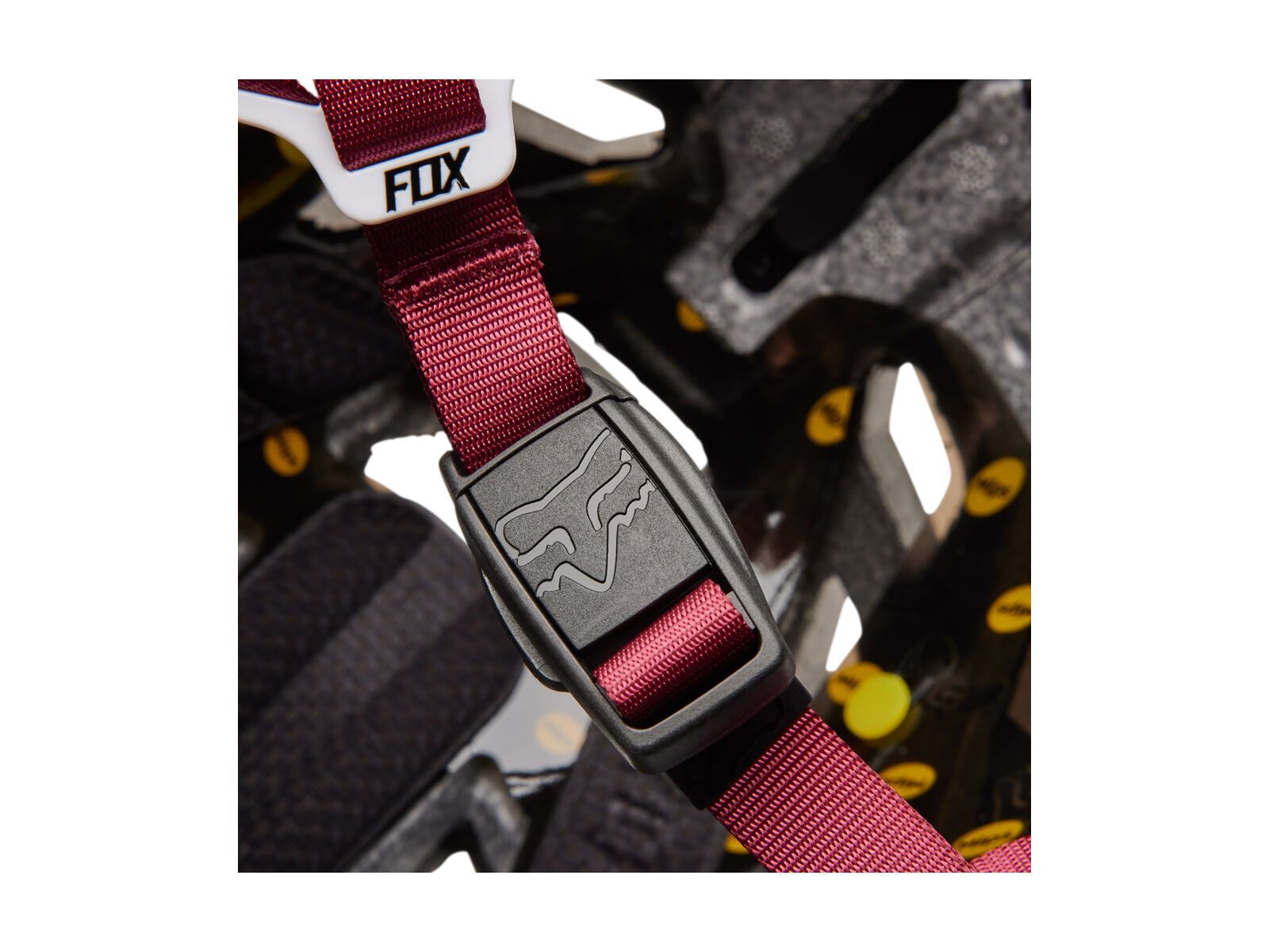 Fox Speedframe Pro Camo, black camo - Bild 8