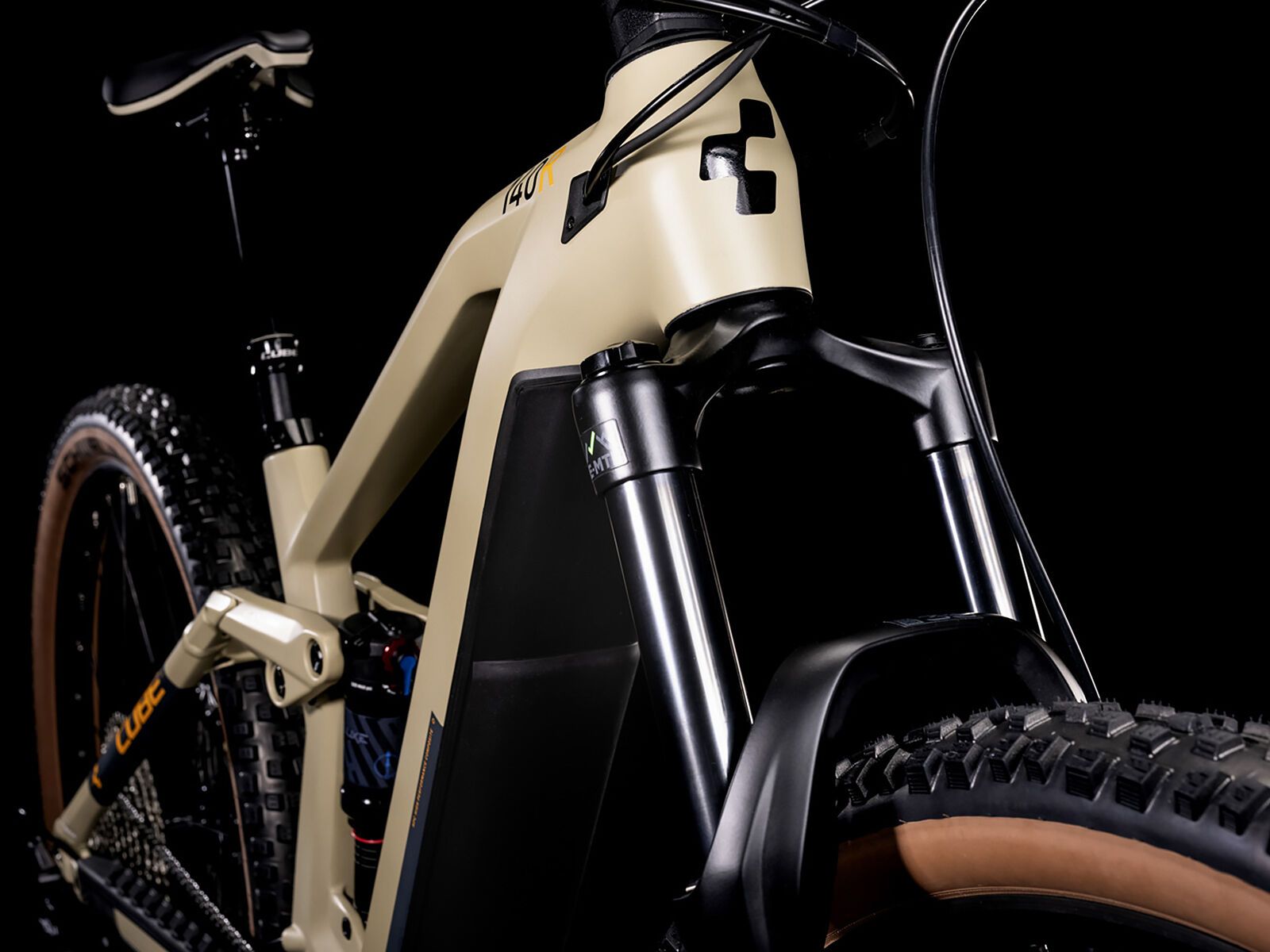 Cube Stereo Hybrid 140 HPC Race 625 27.5, desert´n´orange - Bild 6