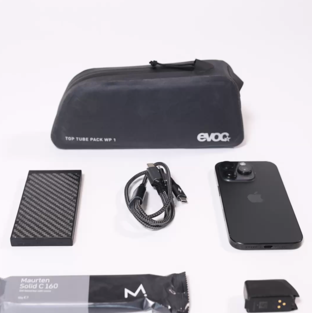 Evoc Top Tube Pack WP 1, sand - Video 7
