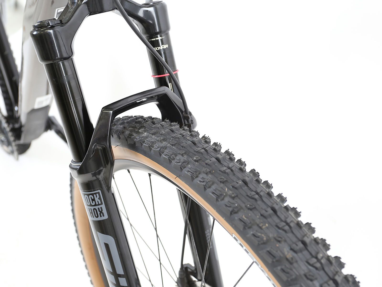 ***2. Wahl*** Focus Raven 8.9 silver / carbon raw - Bild 9