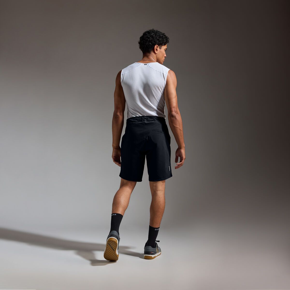 GOREWEAR Swiftride Shorts Herren, black - Bild 5