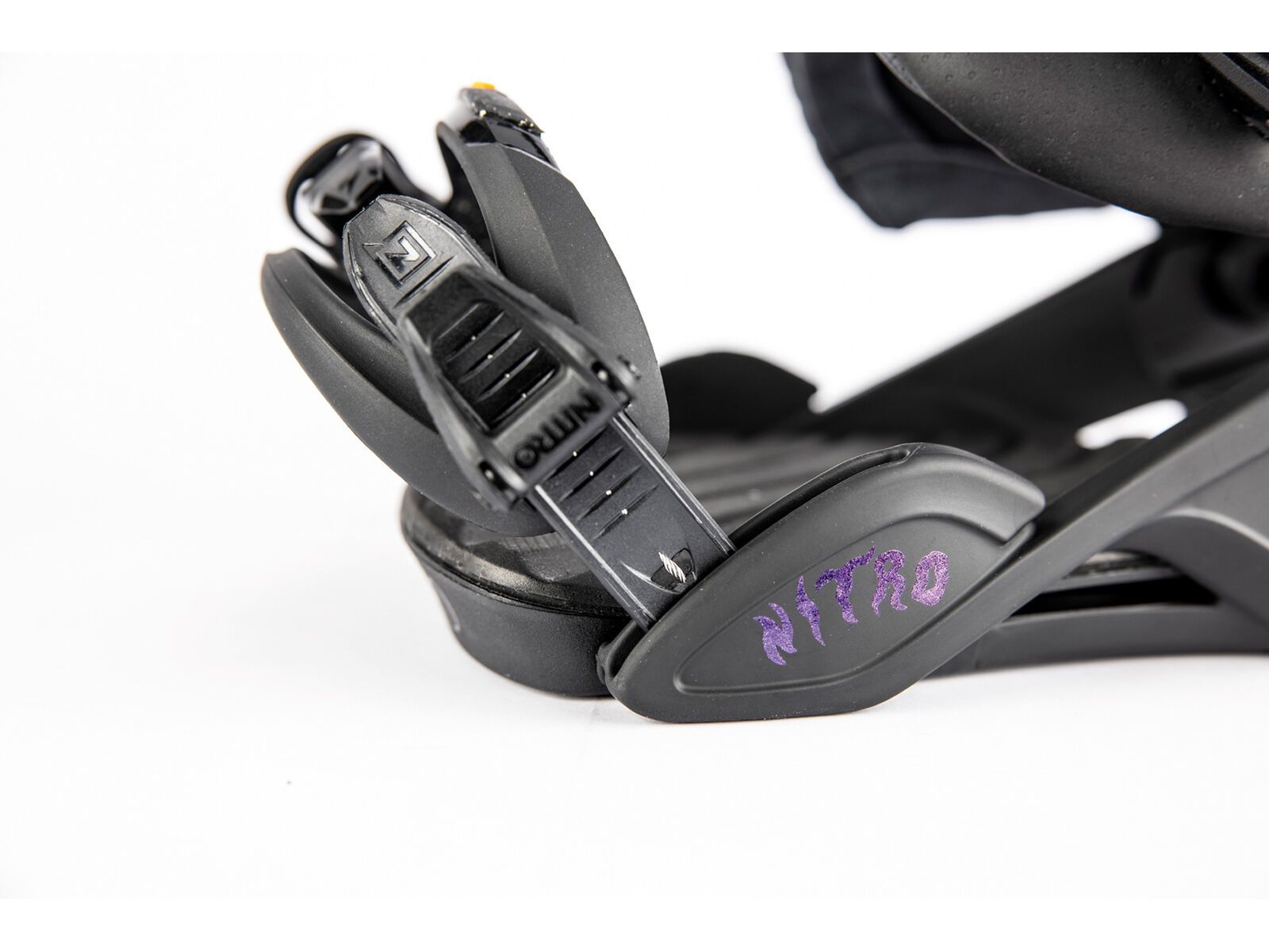 Nitro Ivy, all eyes on me - Bild 11