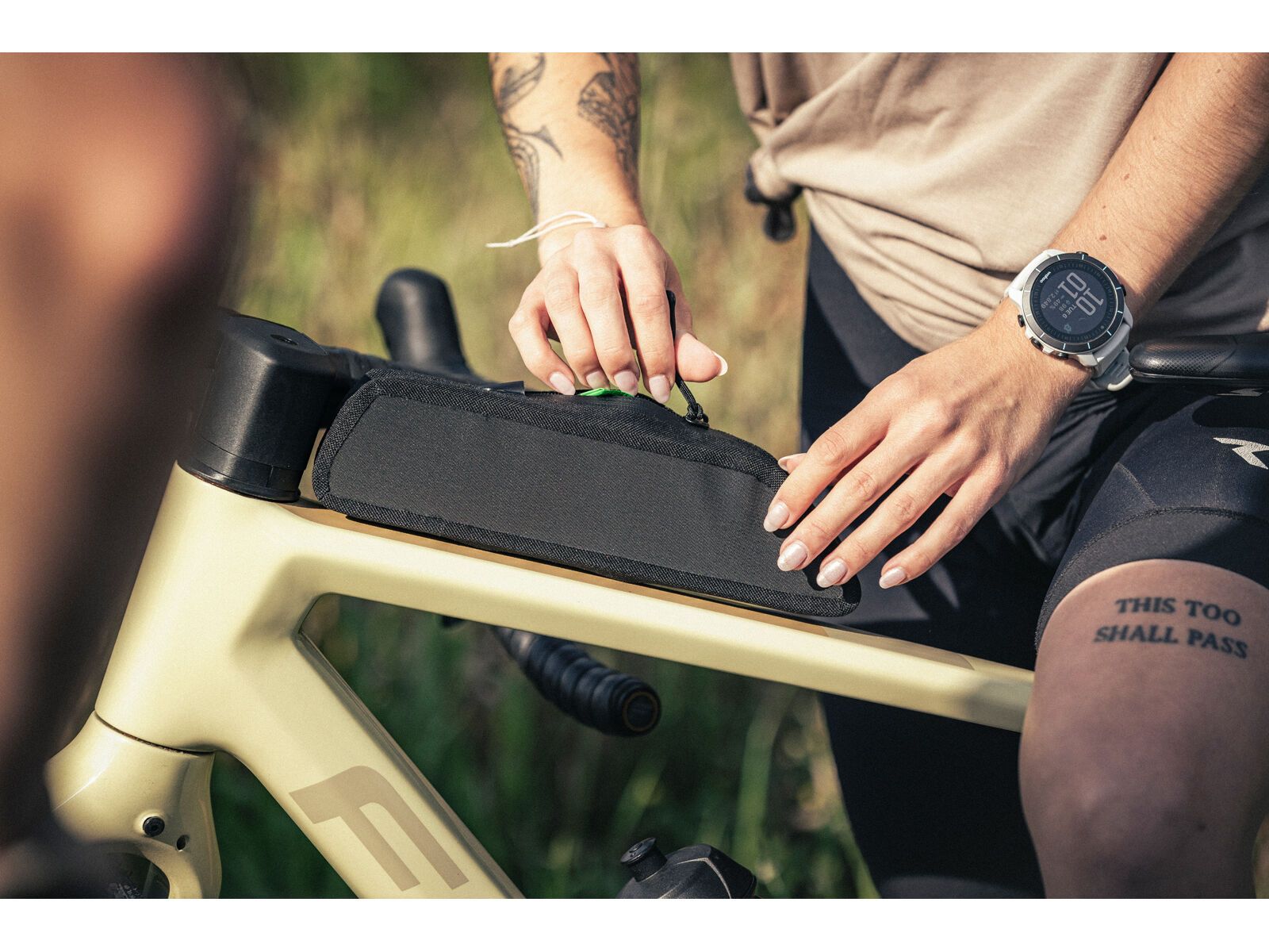 Focus Atlas 8.8, creme white - Bild 18