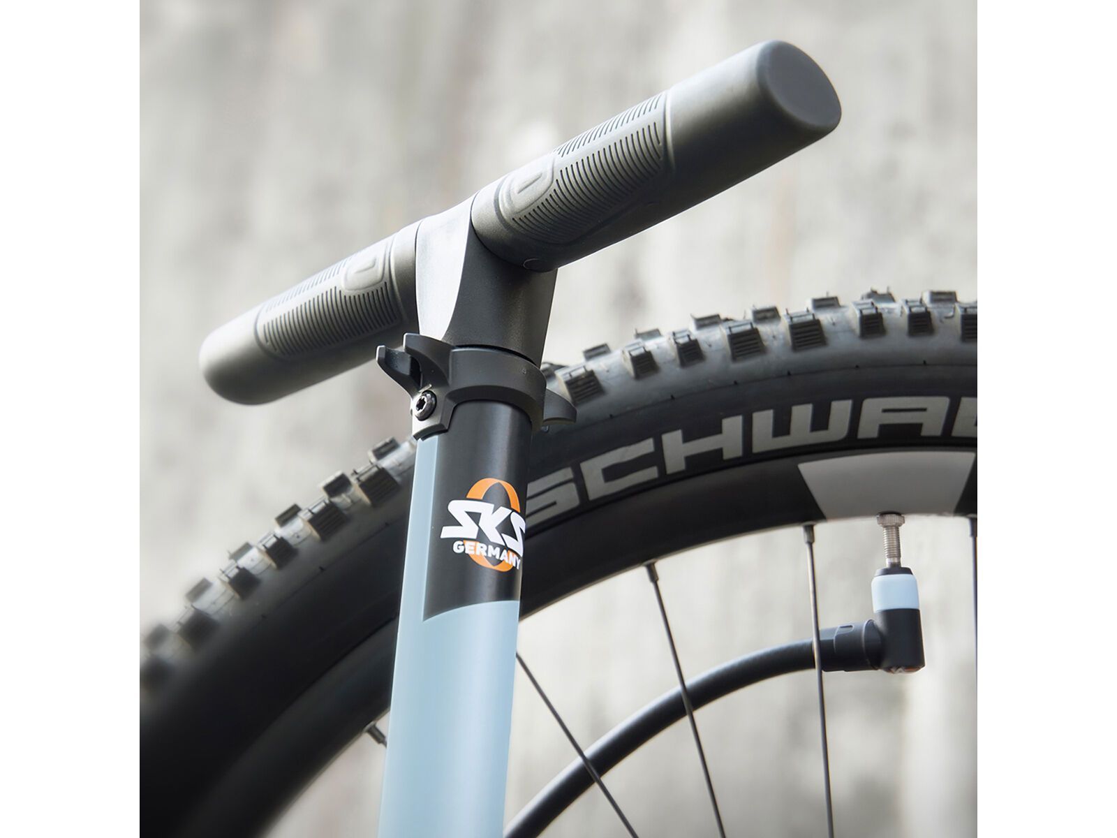 SKS Air-X-Plorer Clik Valve 10.0, schwarz/sky blue - Bild 8