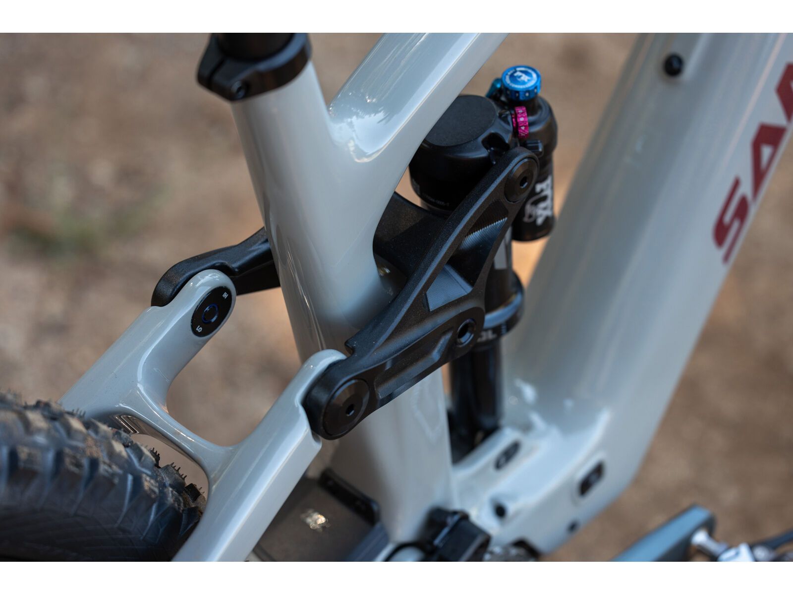 Santa Cruz Vala C / 70 / MX, gloss grey - Bild 9