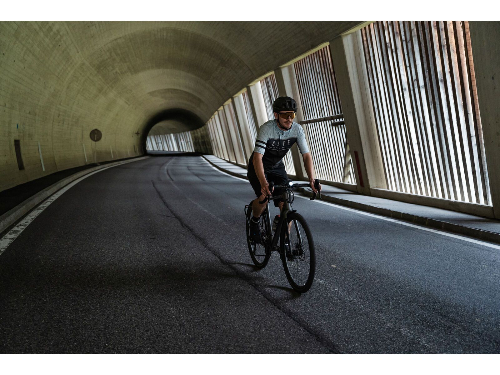 Cube Nuroad FE, black´n´metalgrey - Bild 22