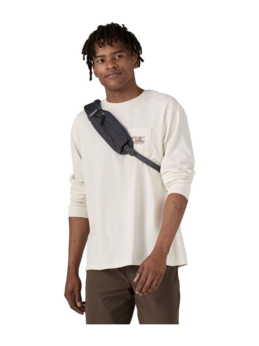 Patagonia Atom Sling 8L, smolder blue - Bild 4