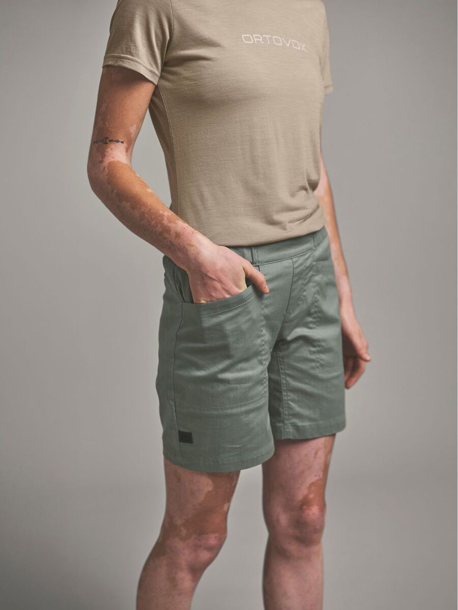 Ortovox Affinity Shorts W, green sage - Bild 4