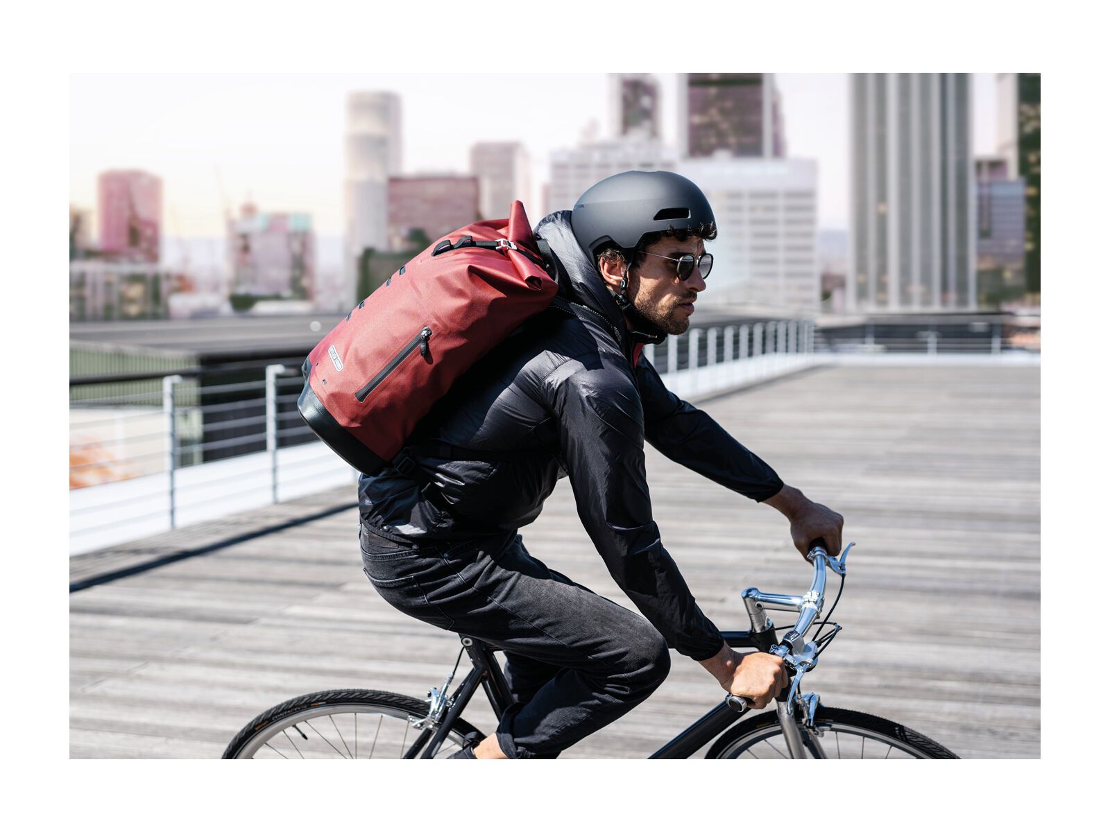 ORTLIEB Commuter-Daypack City 27 L, dark chili - Bild 4