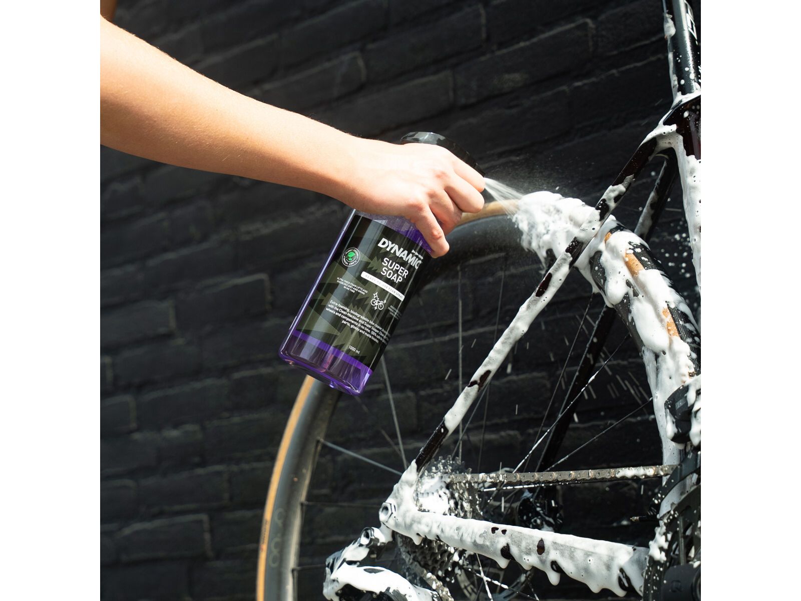 Dynamic Bike Care Super Soap Foam Spray - 1 L - Bild 5