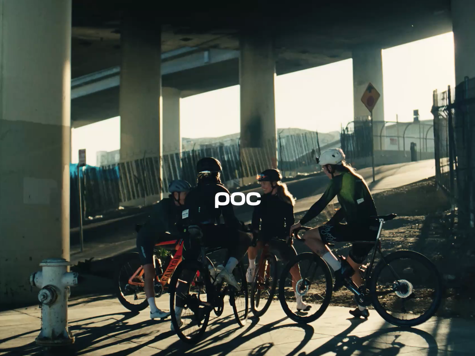 POC Amidal, hydrogen white matt - Video 12