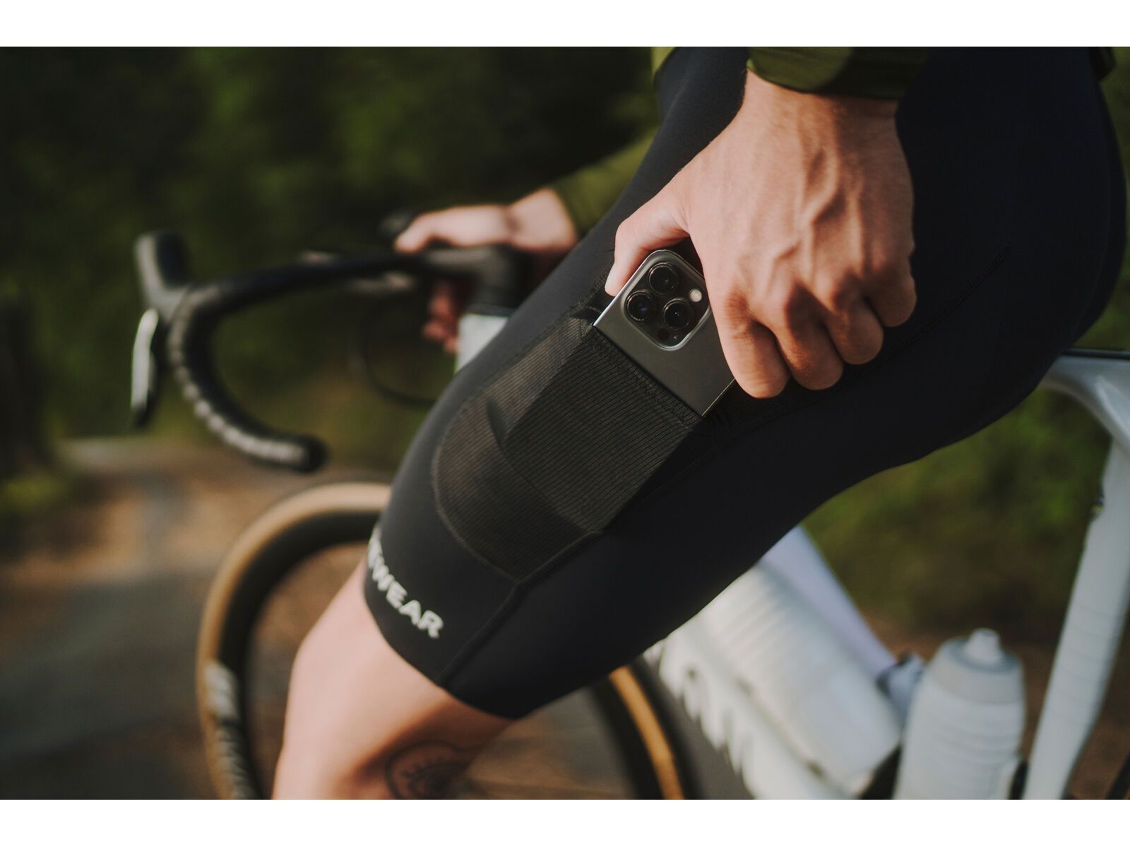 GOREWEAR Spinshift Cargo kurze Trägerhose+ Herren, black - Bild 8