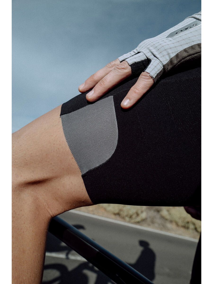 Q36.5 Unique Pro Bib Shorts, schwarz - Bild 13
