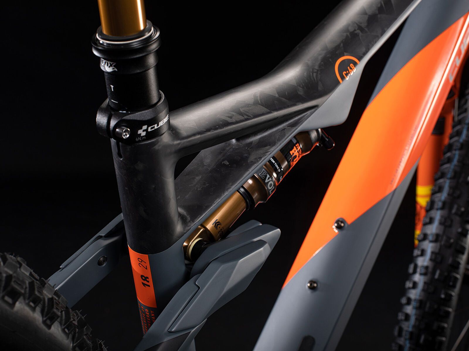 Cube AMS 100 C:68 TM 29, grey´n´orange