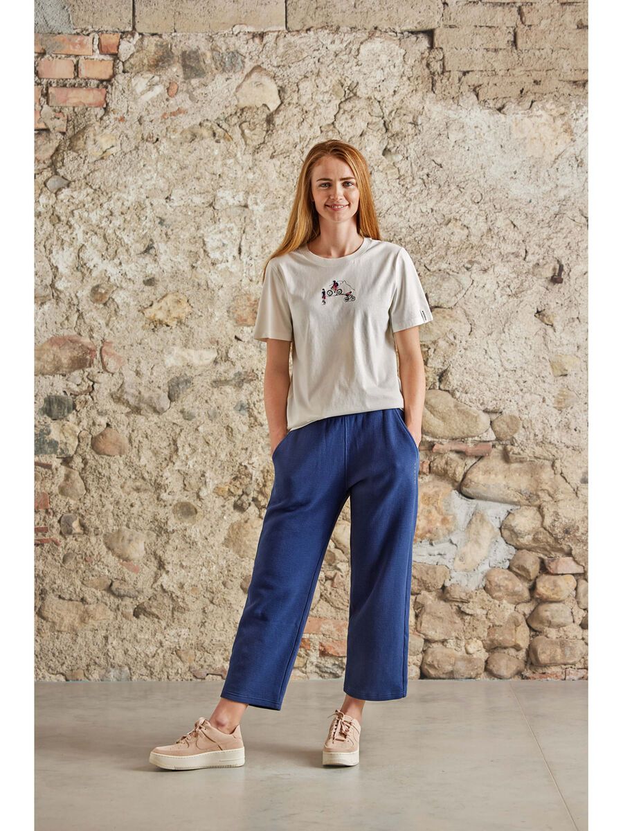 Maloja ChapieuxM., glacier milk yoga - Bild 3