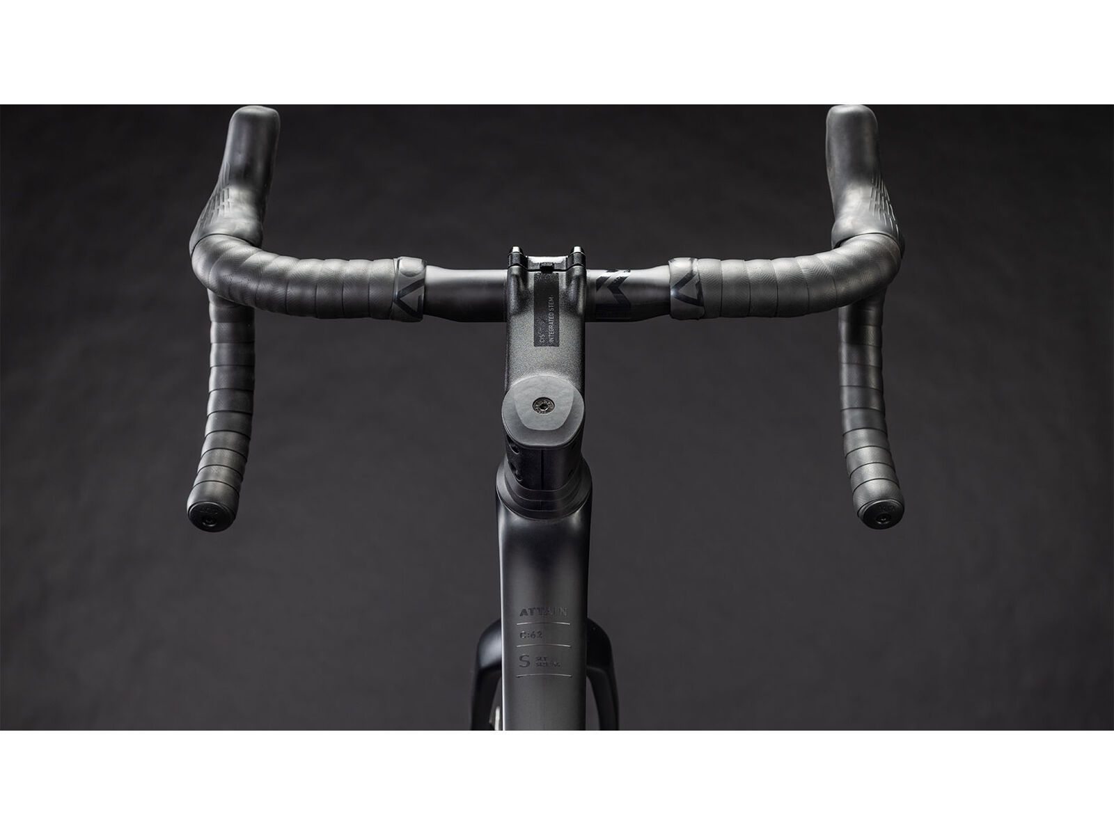 Cube Attain C:62 SLT, carbon´n´coalchrome - Bild 4