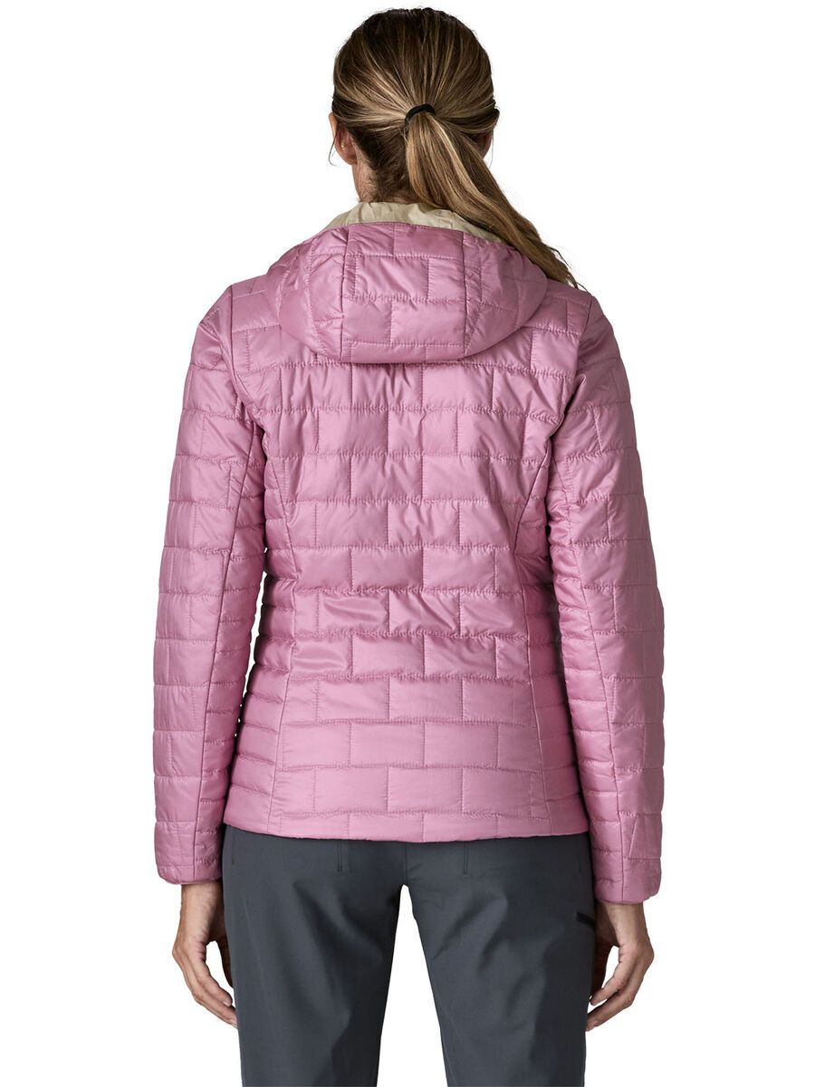 Patagonia Women's Nano Puff Hoody, light violet - Bild 4