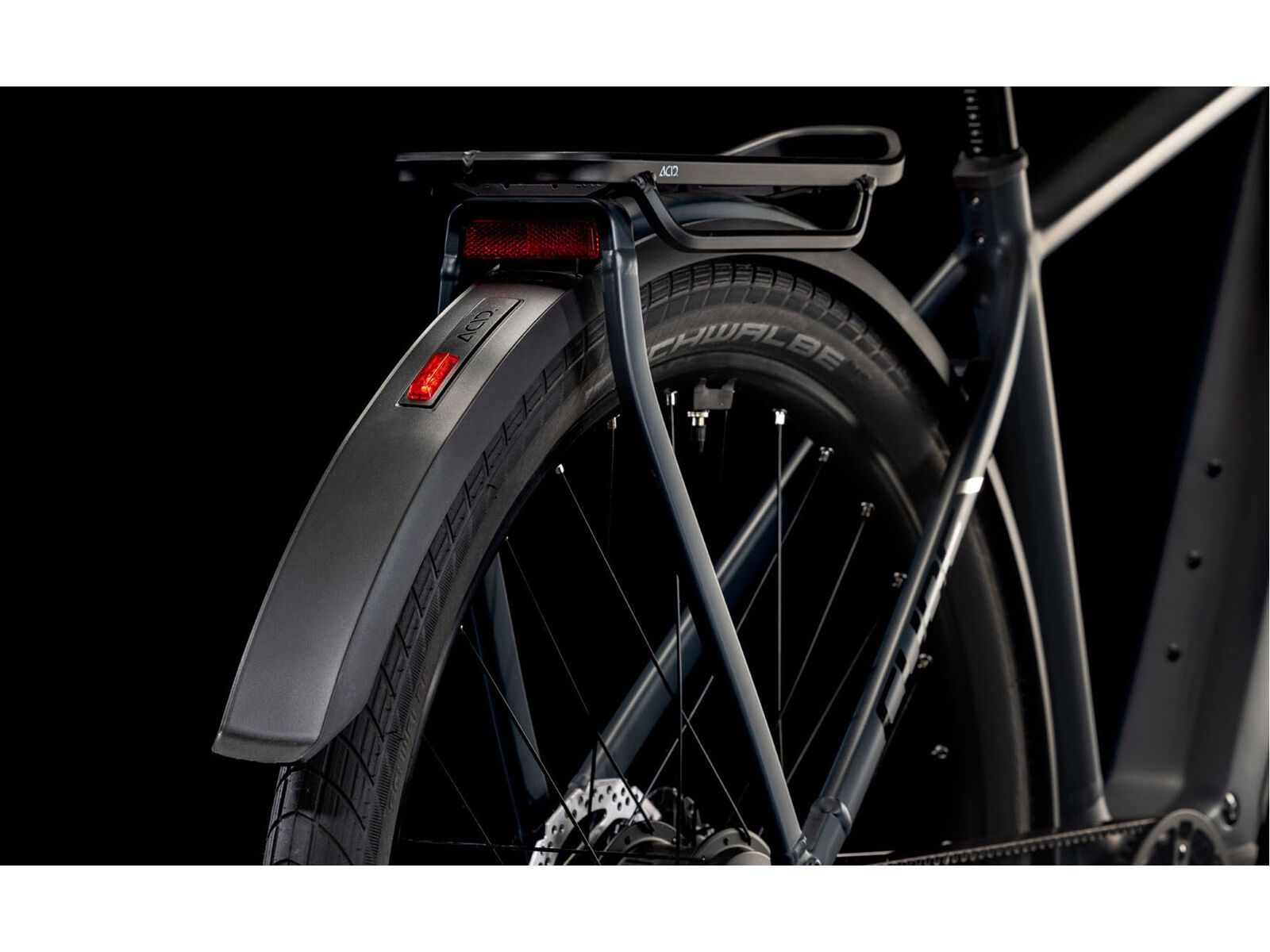 Cube Kathmandu Hybrid Comfort Pro 800, night´n´chrome - Bild 4