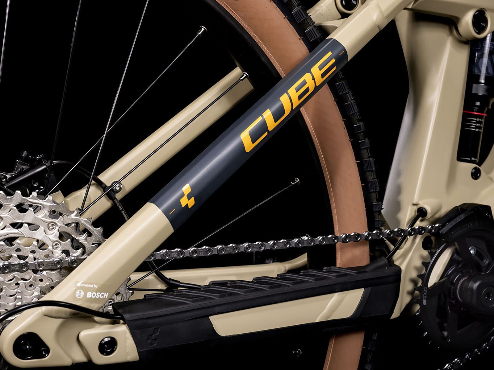 Cube Stereo Hybrid 140 HPC Race 625 27.5, desert´n´orange - Bild 3