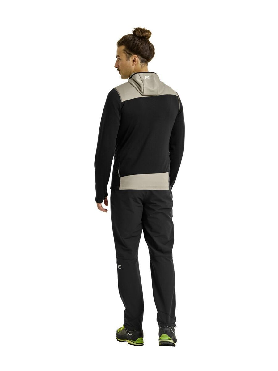 Ortovox Merino Fleece Light Hoody M, black raven - Bild 4