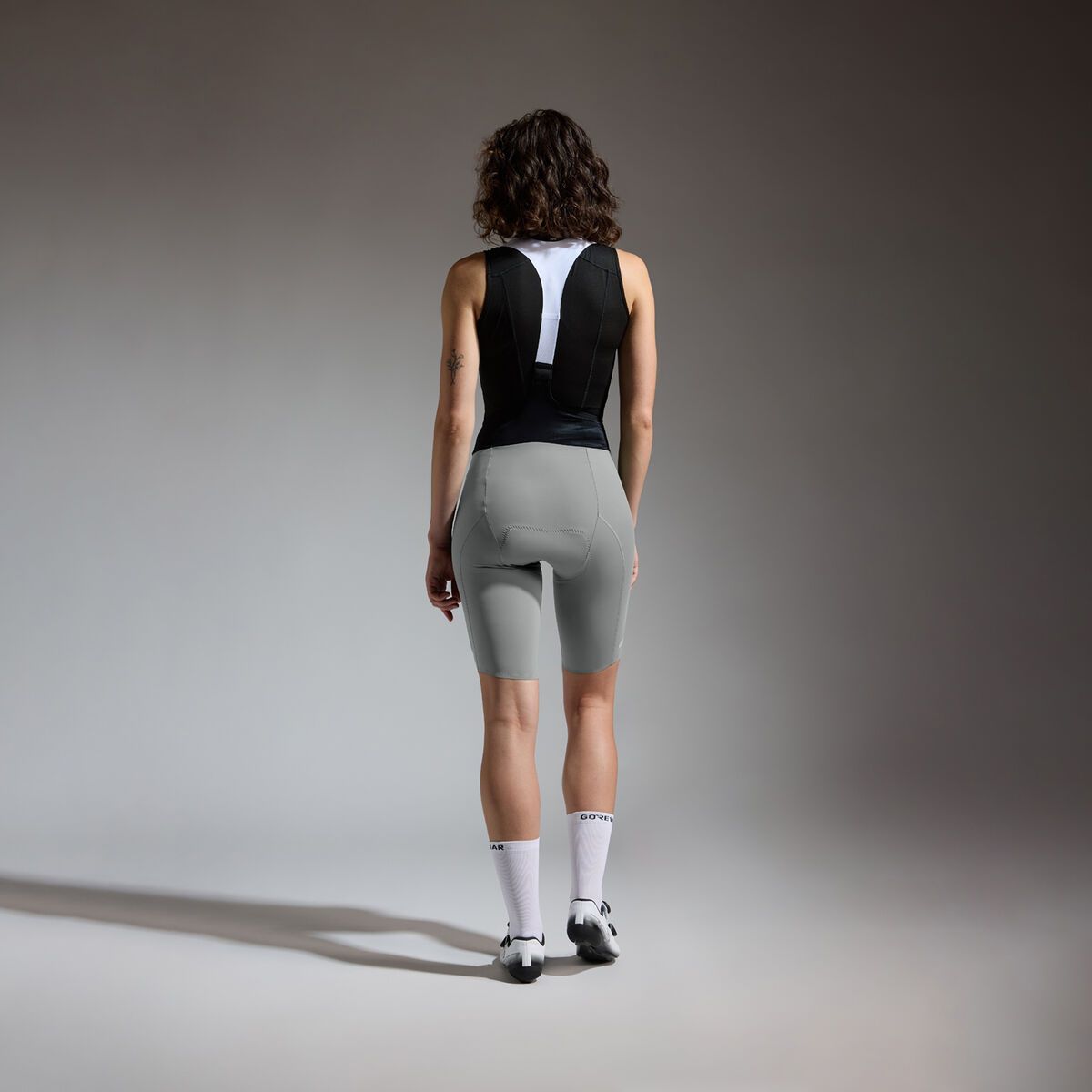 GOREWEAR Spinshift kurze Trägerhose+ Damen, lab gray - Bild 6