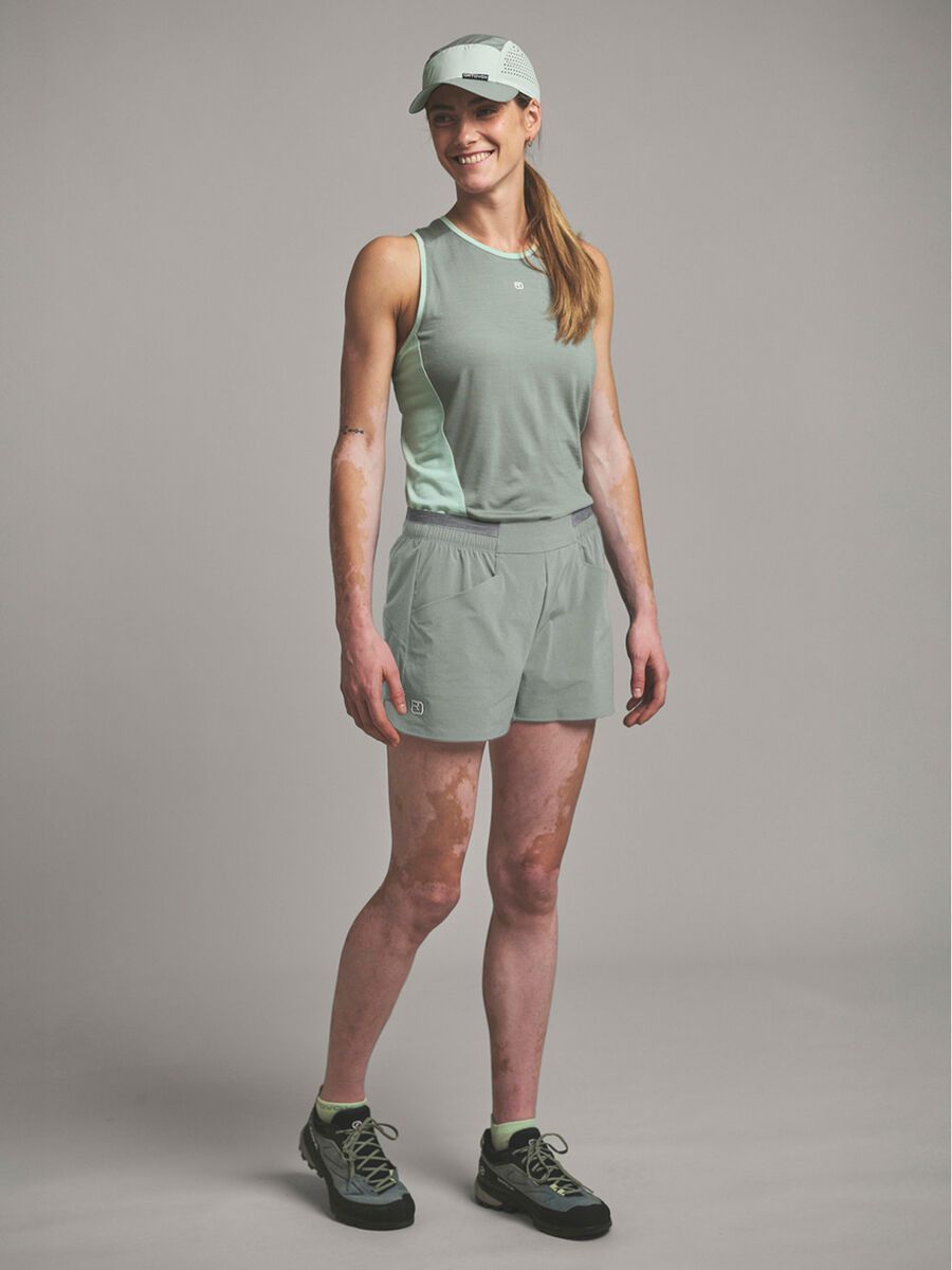 Ortovox Merino Shield Ultra Light Trace Shorts W, green sage - Bild 3