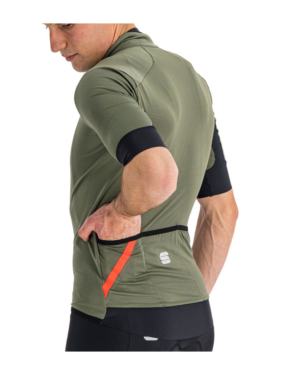 Sportful Fiandre Light No Rain Jacket Short Sleeve, beetle - Bild 3