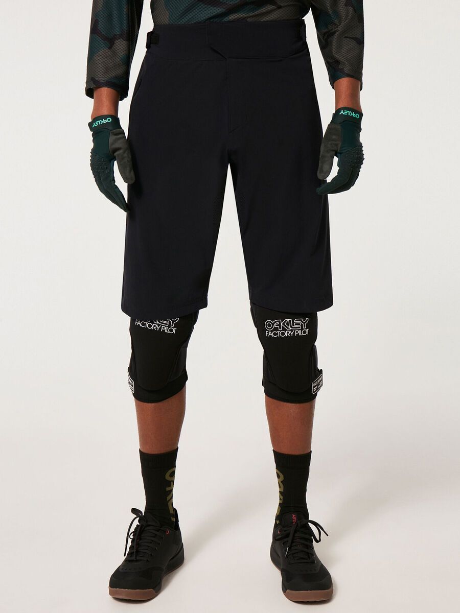Oakley Factory Pilot RC Short, blackout - Bild 11