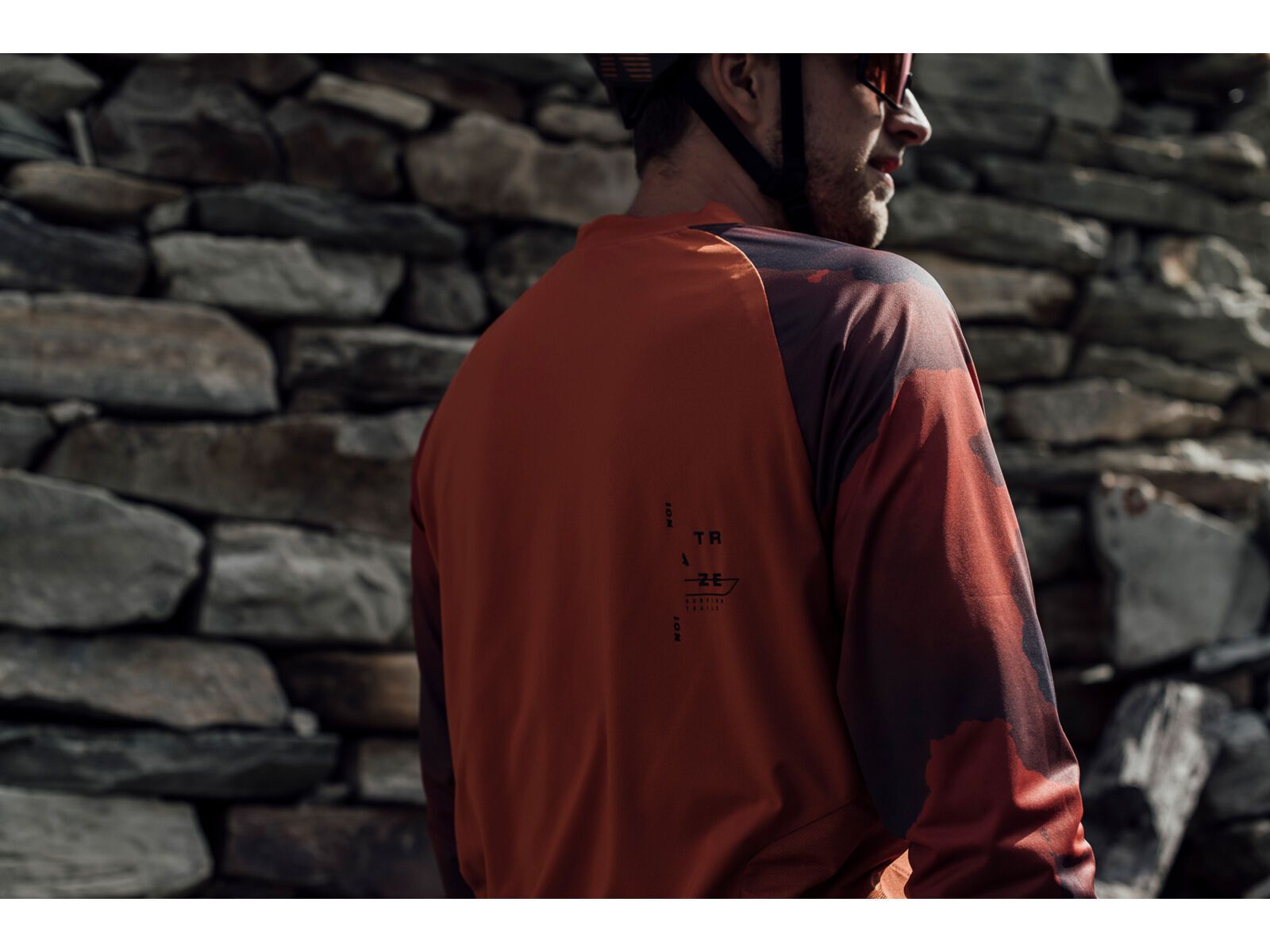 ION Tee Traze AMP LS AFT, crimson earth - Bild 10