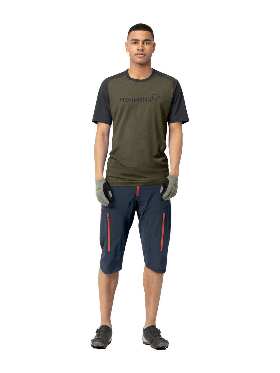 Norrona fjørå equaliser lightweight T-Shirt M's, olive night - Bild 3