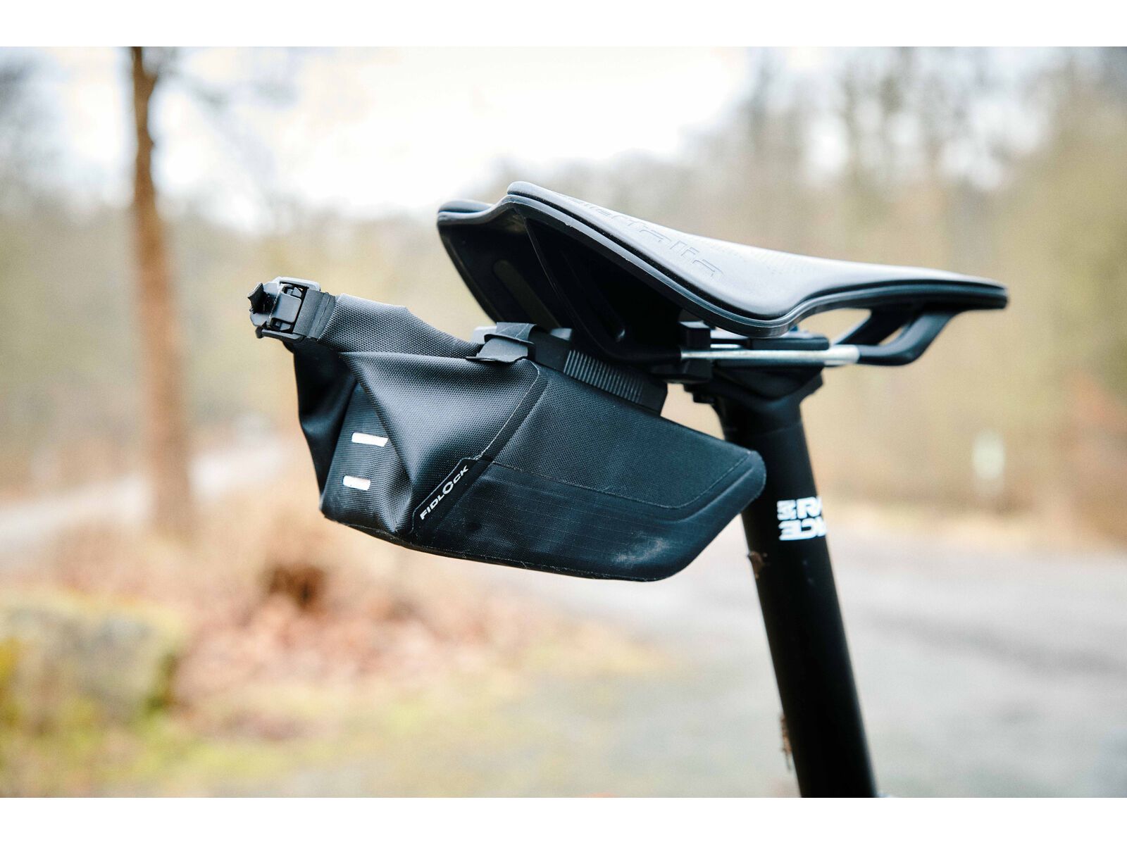 Fidlock Pinclip Saddle Bag S + Saddle Base, black - Bild 8