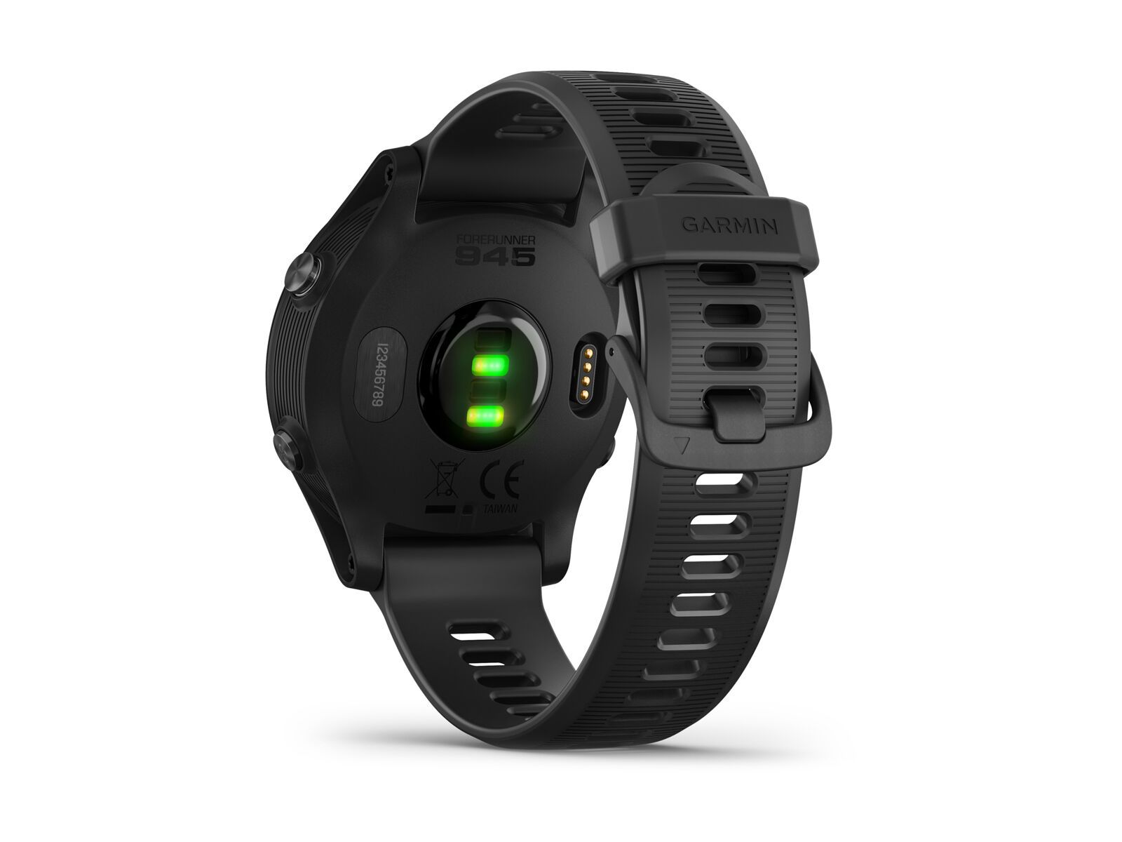 garmin forerunner 945 white