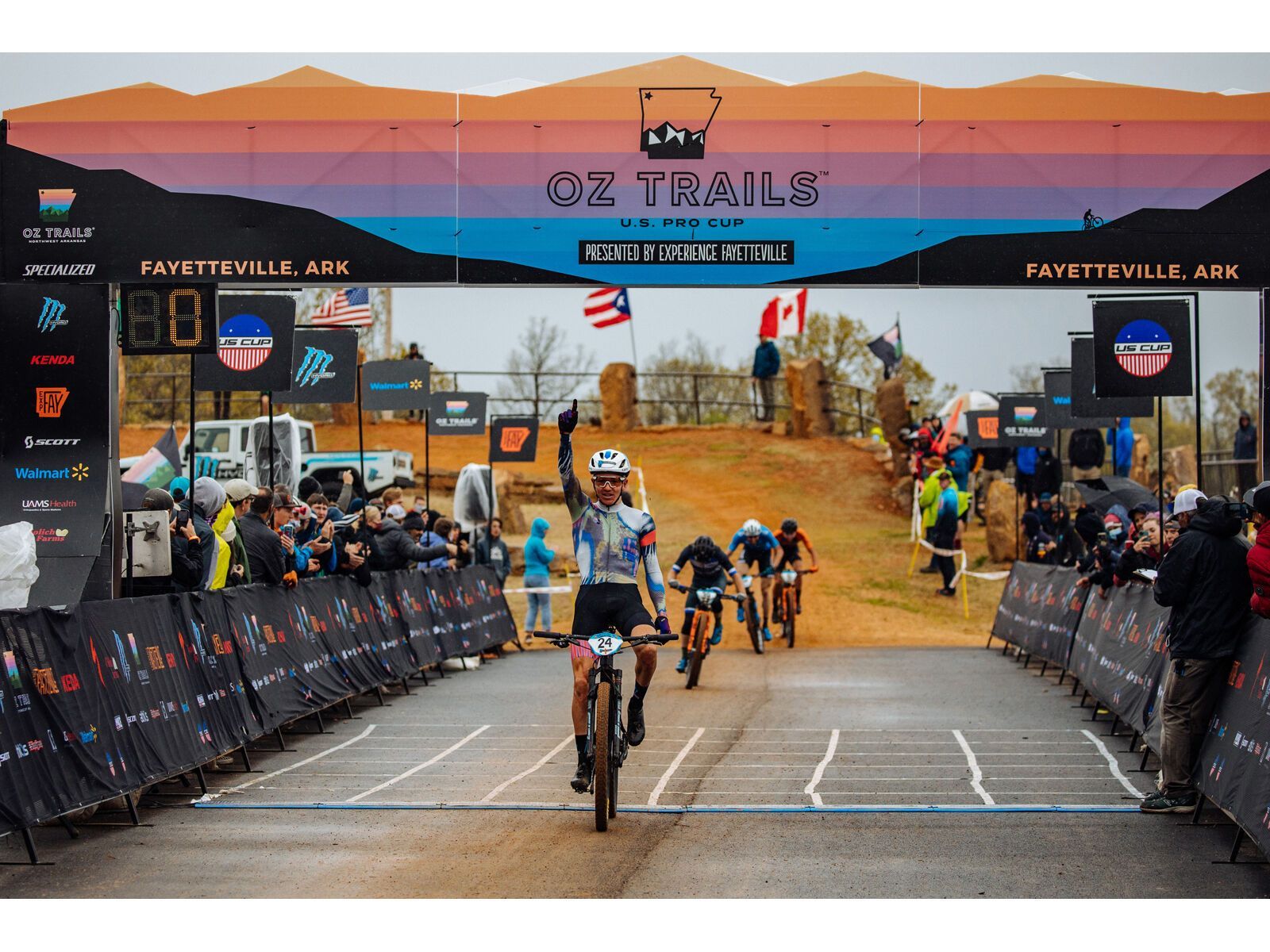 Santa Cruz Blur C / XT / RSV / 29, dark matter/salmon - Bild 15