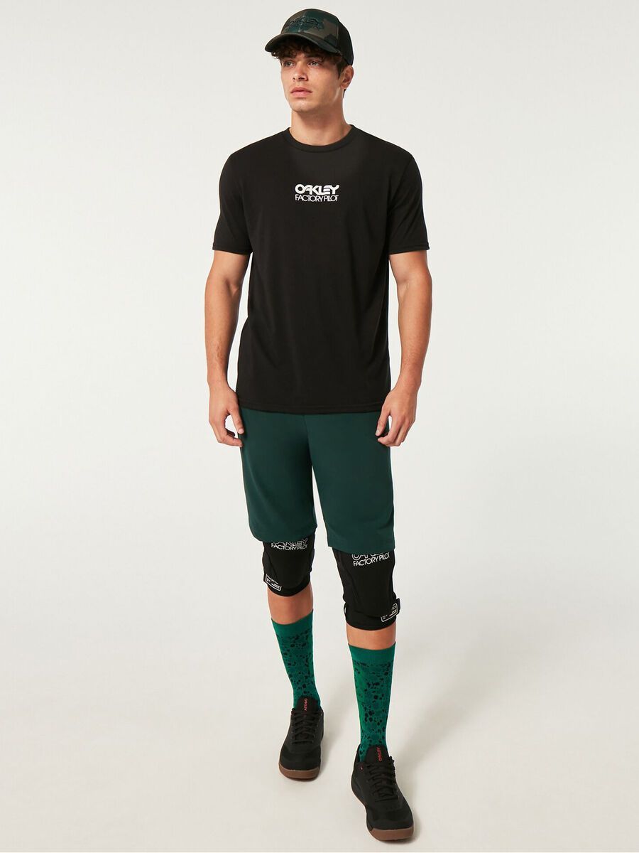 Oakley Factory Pilot SS Tee, blackout - Bild 9