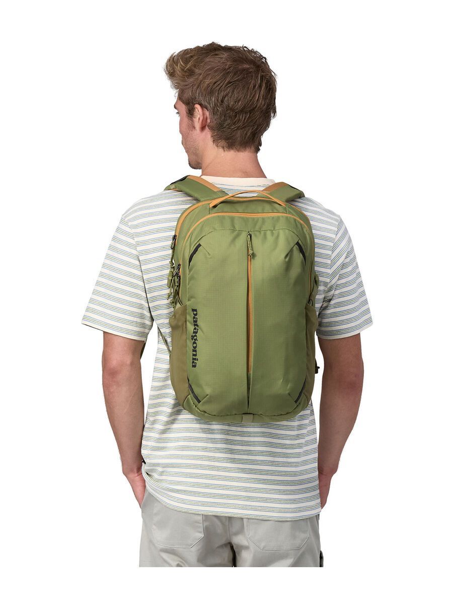 Patagonia Refugio Daypack 26L, buckhorn green - Bild 4