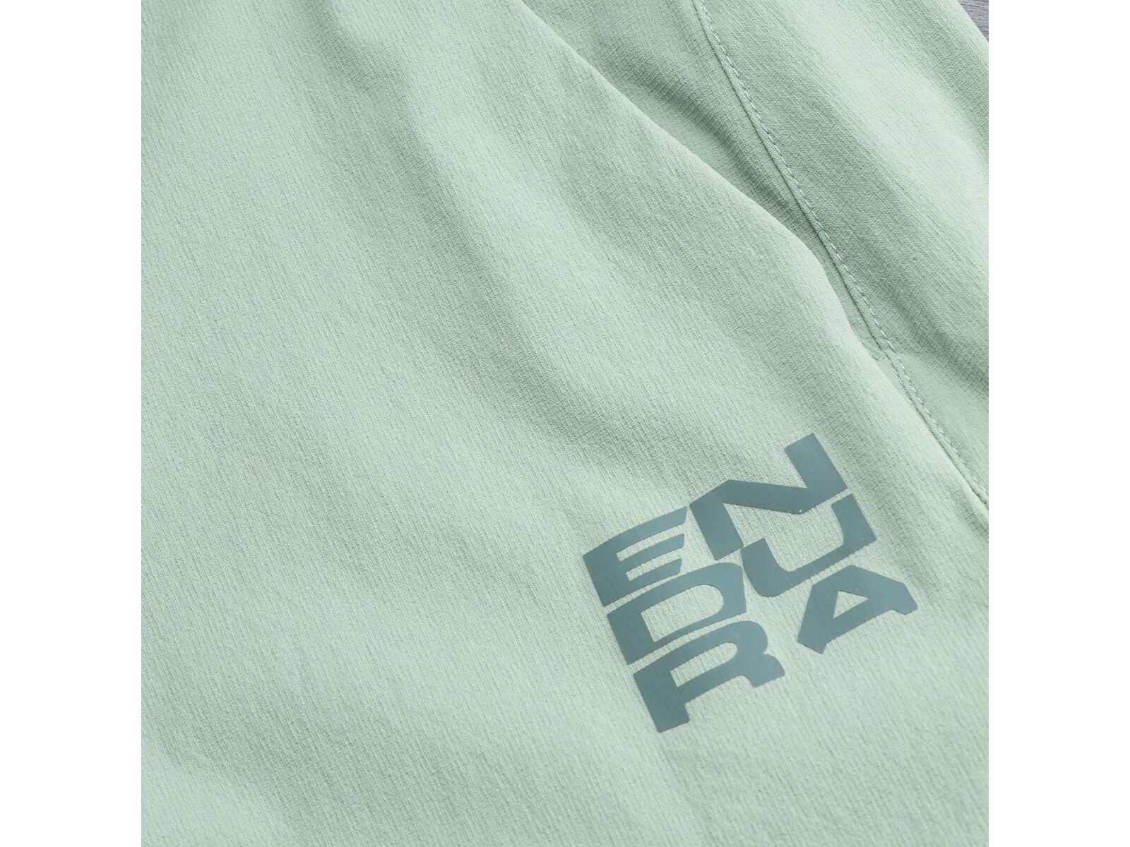 Endura AllTrack Ride Übershorts, sage green - Bild 9