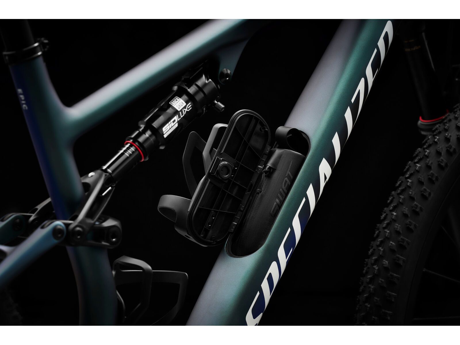 Specialized Epic 8 Pro, satin carbon/metallic sapphire/white silver - Bild 13