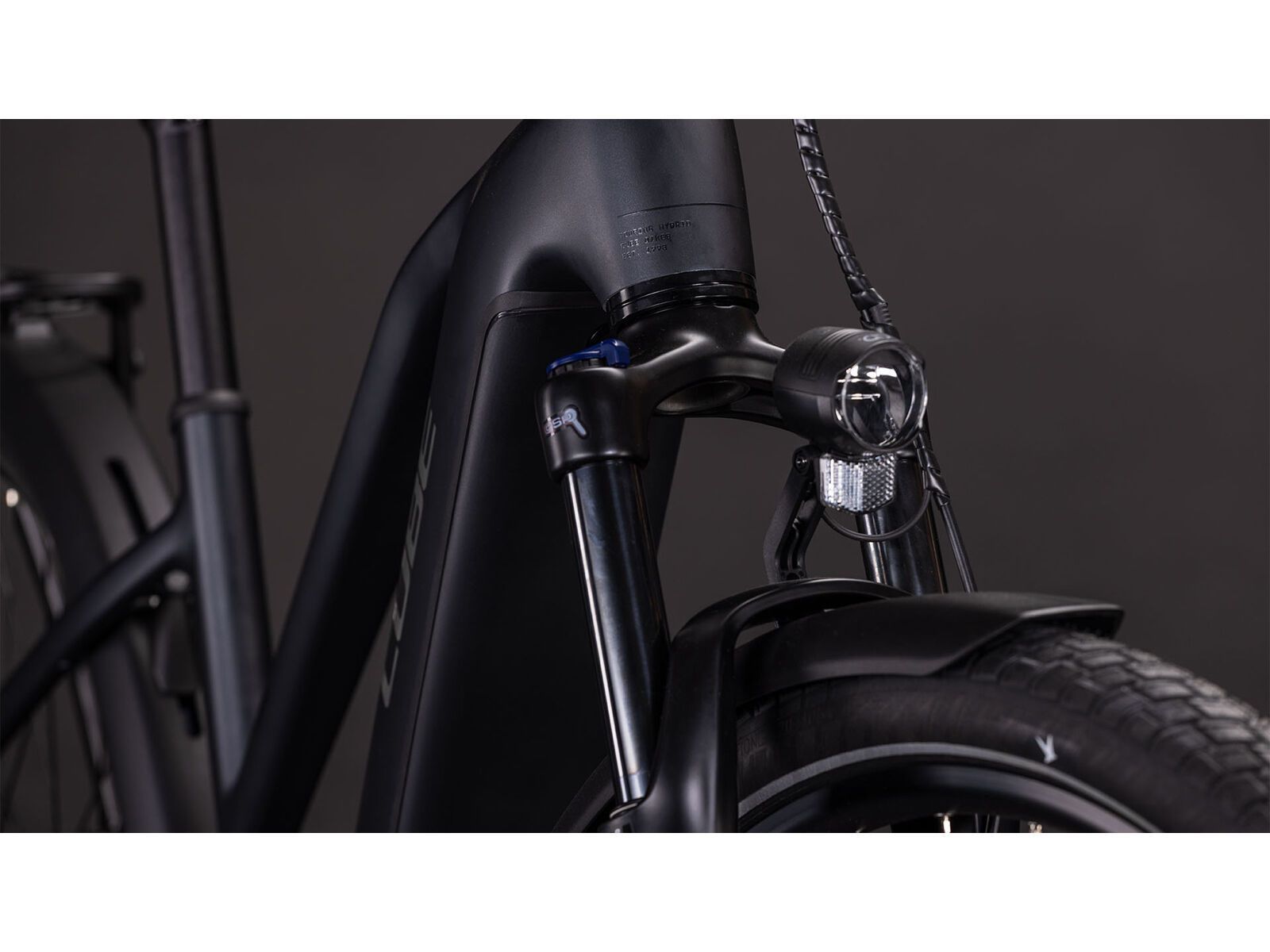 Cube Touring Hybrid One 600 Trapeze, coal´n´chrome | Bild 7