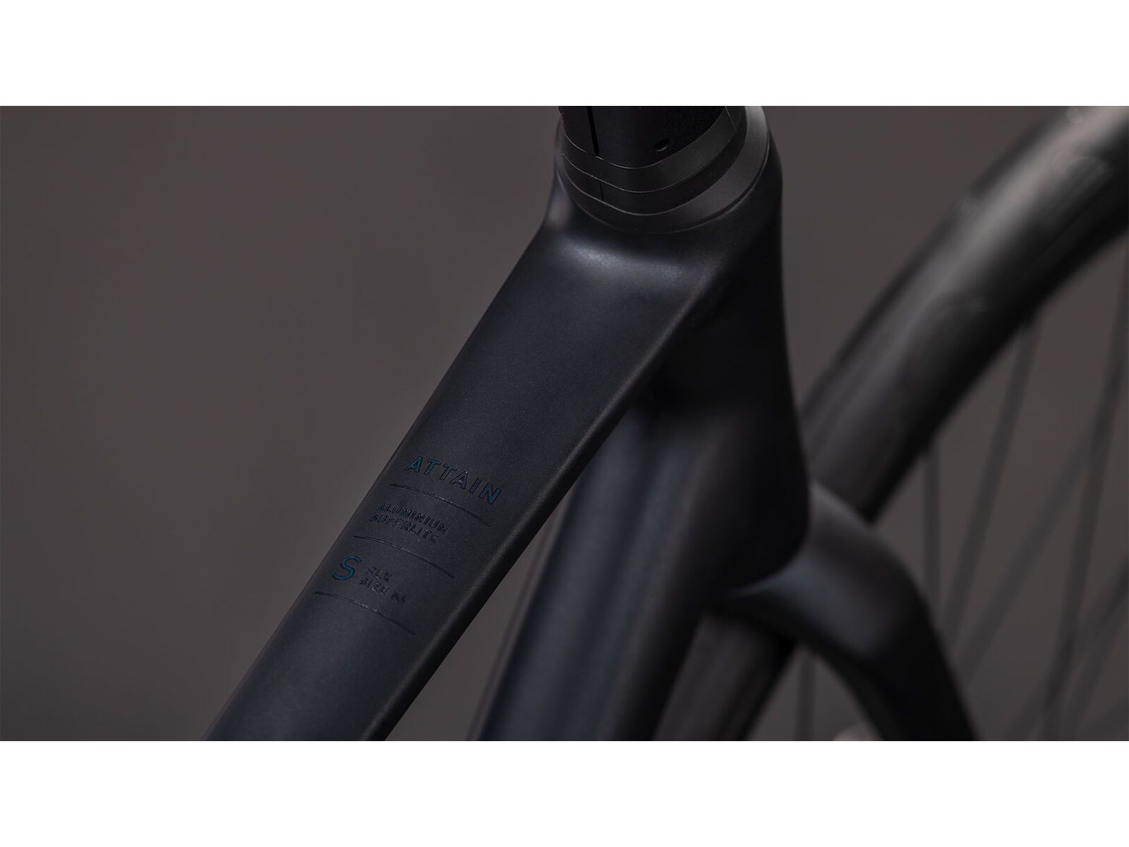 Cube Attain SLX, coal´n´prism | Bild 3