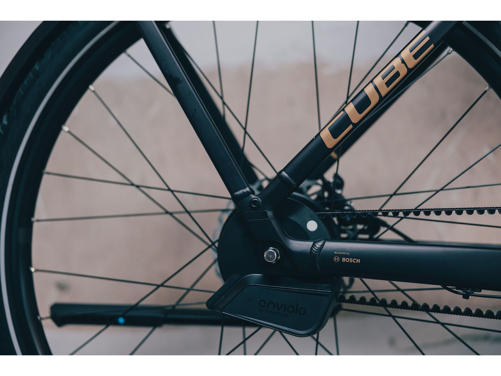 Cube Kathmandu Hybrid Comfort SLX 800, solareclipse´n´gold | Bild 9